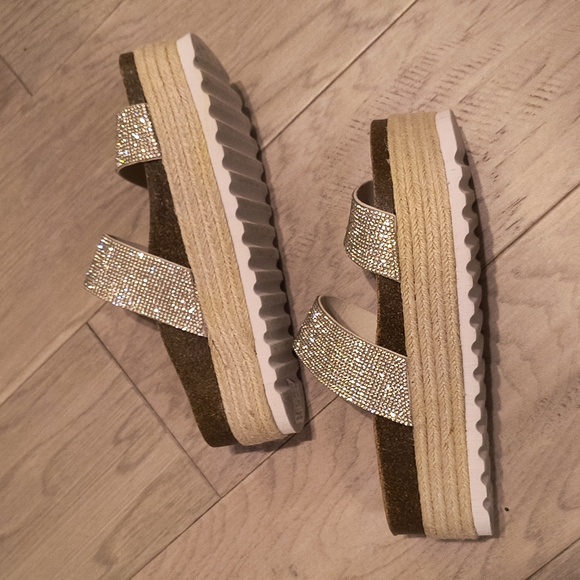 Dirty Laundry Rhinestone Platform Slides - Picture 3 of 12